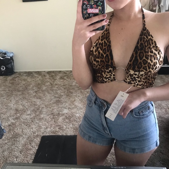 ⭐️Leopard Print Ring Halter Back🐆 - Picture 6 of 9